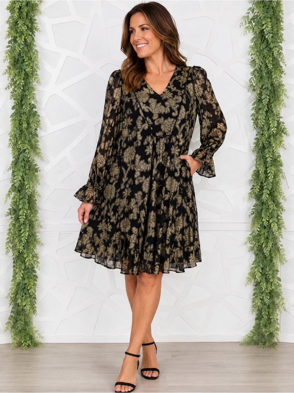 Anthropologie Black Gold Metallic Foil Long Sleeve V Neck Tunic Mini Dress